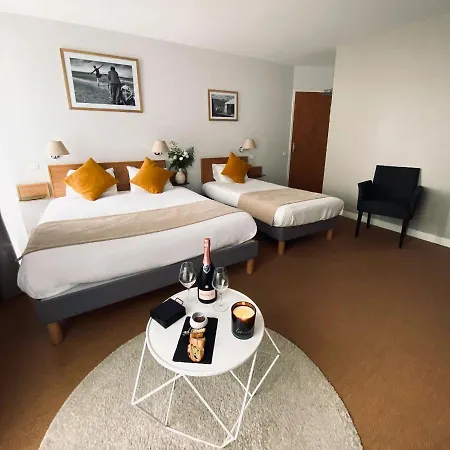 Les Voyageurs Hotel