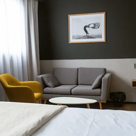 Les Voyageurs Hotel